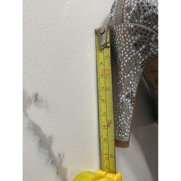 Sz 8 Antonio Melani Silver Mallana Grey Sequined/Rhinestoned Leather Heels Pumps - Picture 8 of 8